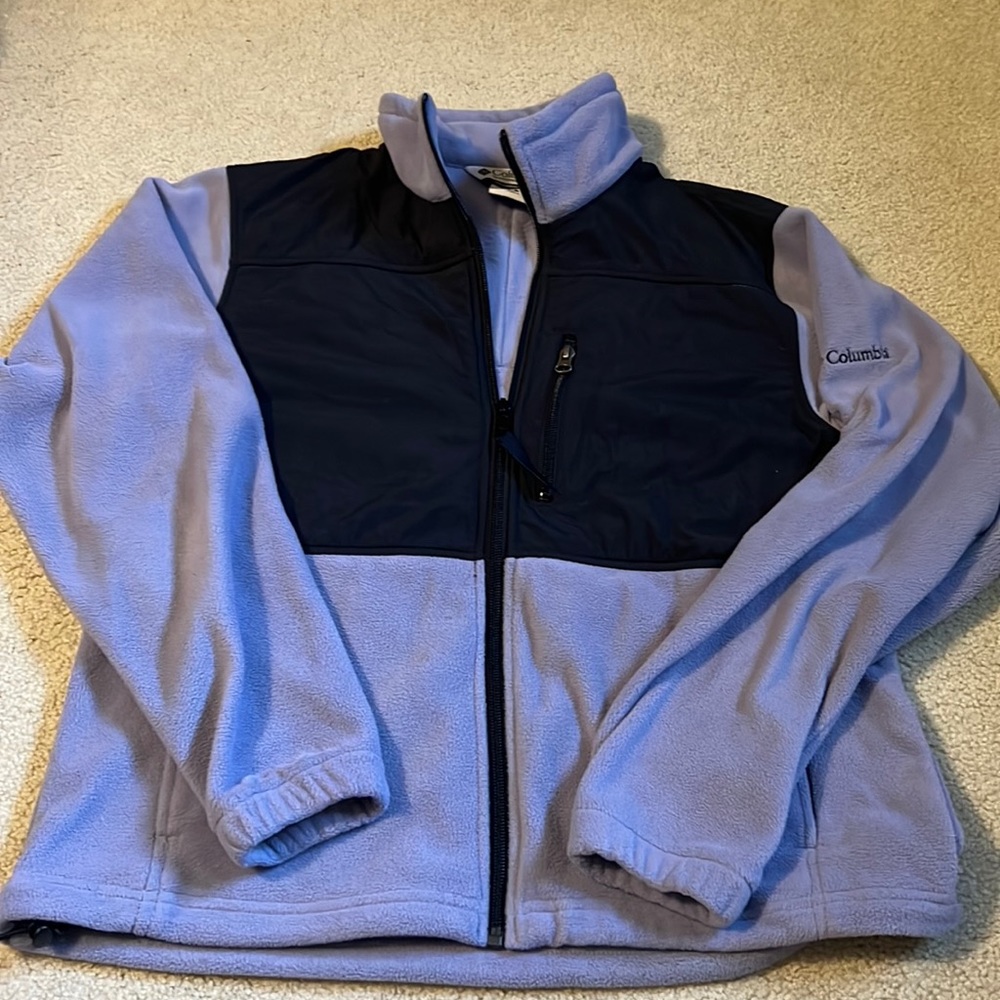 Great condition medium Columbia zip up